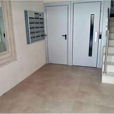 Apartamento La Gaviota, *